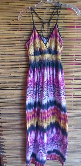 Currants LJ Tie Dye Triangle Top Maxi Dress - Picture 5 of 5